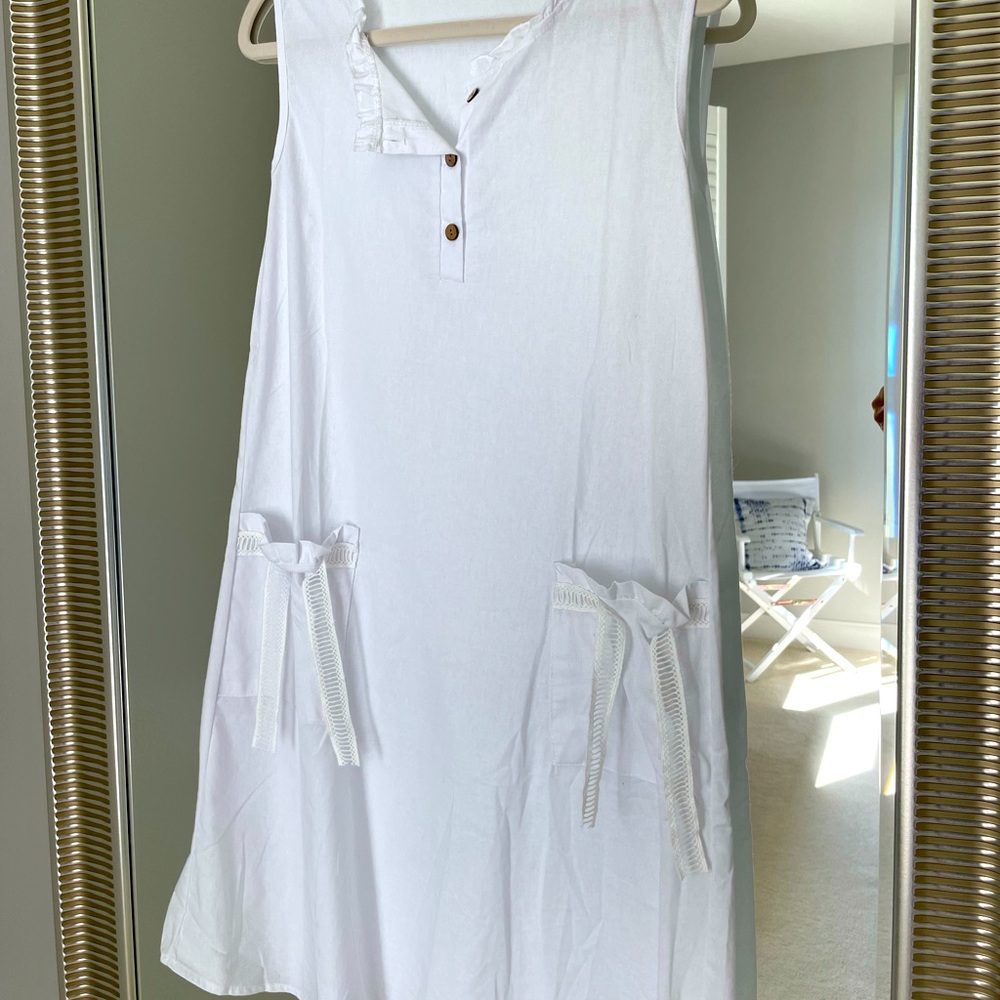 White linen/cotton dress or cover up. Size small. NWOT never worn
